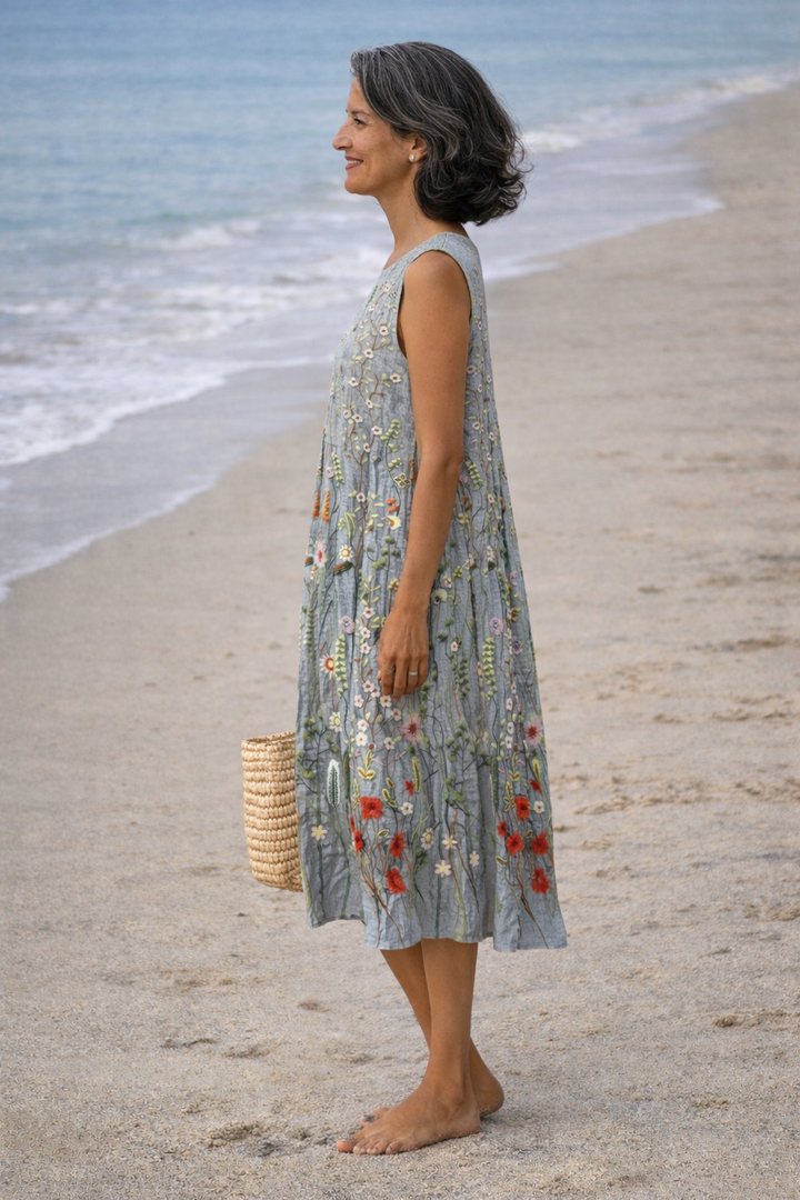 Ava | Midi Dress With Wildflowers
